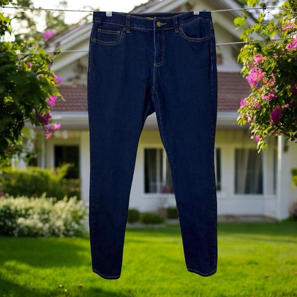 Michael Kors Dark Wash Skinny Jeans Sz 8 30x28.5 8.75” Rise - Picture 1 of 10